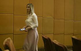Irina tănase a postat pe pagina sa de instagram o poză în care se sărută pătimaș cu liviu dragnea. Irina Alexandra TÄƒnase Iubita Lui Liviu Dragnea A Lucrat Pentru Sebastian GhiÈ›Äƒ 360 News