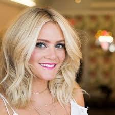 Ali Bowers's Instagram, Twitter & Facebook