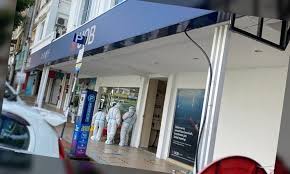Check spelling or type a new query. Covid 19 Uob Kepong Tutup Cimb Kota Damansara Disanitasi Suara Merdeka