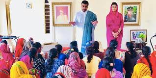 A unicef study shows that in india, inadequate awareness about menstrual hygiene compels 23% girls to drop this menstrual hygiene day, promise yourself a happy and healthy period by understanding your body better! Menstrual Hygiene Day 2020 This Ngo Is Teaching People To Produce Reusable Sanitary Kits Breaking Taboo Around Menstruation Menstrual Hygiene