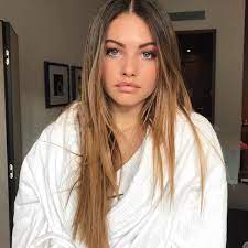 Index navigation ask me anything gifs projects. Pin De Romina Mautino Em Thylane Blondeau Ideias De Cabelo Cabelo Longo Cabelo