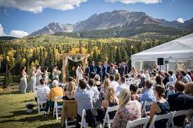 An Autumn Mountain Wedding In Telluride Luxe Mountain Weddings Mountain Destination Weddings Mountain Wedding Mountain Destinations Tent Glamping