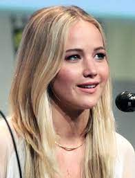 Jennifer lawrence filmleri listemizde yer alan filmde lawrence'ın yanı sıra bradley cooper, christian bale, amy adams ve jeremy renner gibi başarılı oyuncular rol alıyor. Jennifer Lawrence Wikipedia
