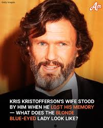 Kris Kristofferson's wife Lisa stood by his side for 41 years UNTIL HIS  LAST BREATH, even when he was LOSING HIS MEMORY.💔💔💔 Her photos are in  the comments.👇