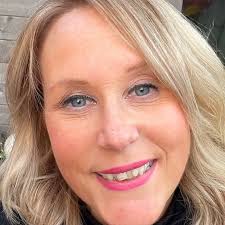 Vicky Florence (@therapyangelic) • Instagram photos and videos