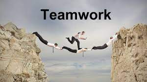 Teamwork is generally understood as the willingness of a group of people to work together to achieve a common aim. Gutes Teamwork Kann Unmogliches Moglich Machen