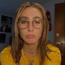 Rachel Brunner's Instagram, Twitter & Facebook