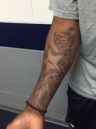 Authorities on friday released images showing sketches of tattoos that the woman had on her right leg. Dallas Cowboys On Twitter First Look Randygregory 4 And His Star Tattoo In Cowboys Gear Cowboysdraft Huskers Http T Co Tvcxgyfcab