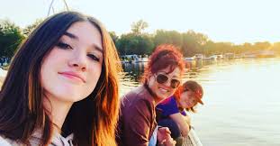 Shannon Ames (@safarishannon) • Instagram photos and videos