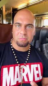 Paul Santoni's Instagram, Twitter & Facebook