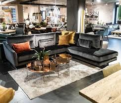 Sofas günstig bei hamburg im sofadepot. Happy Sofasonntag Heute Auf Sofa Rocka Im Samtigen Schwarz Fur Alle Die Es Auf Der Couch Dunkel Elegant Mogen Diewascherei Mobelha Sofa Design Sofa Mobel
