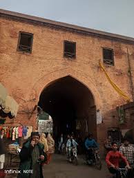 Historical Delhi Gate ...