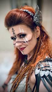 Jenny Diehl's Instagram, Twitter & Facebook