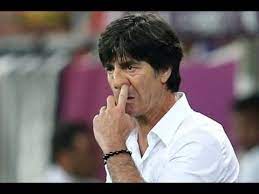 Some incredulous fans caught joachim low up to his old tricks on tuesday as the camera panned a few other users joked at low's actions whilst his side were trailing, with one saying: Disgusting Scenes Joachim Low German Coach Scene Disgustose Del Coach Della Nazionale Youtube