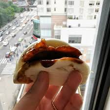 New York Had The Cheapest And The Most Delicious Peking Duck Bun Each Bun Costs Usd1 25 Yummy Flushingfoodie Fl Cheap Eats Nyc Delicious Flushing Food