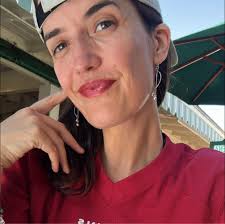 Is anybody good with dogs and looking for temporary work to care for a  French Bulldog in Arizona?