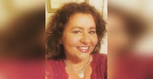 Lacey Gates's Instagram, Twitter & Facebook