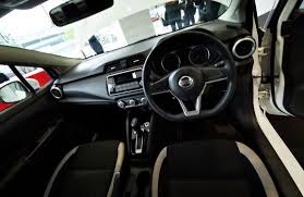 Almera baharu hadir dengan pakej yang menawan dan jauh meninggalkan model sedia ada sama ada dari segi reka bentuk luaran dan dalaman dan juga nissan baru sahaja membuat pengumuman di amerika syarikat dan harga almera baharu yang disyorkan bermula daripada usd14,730 (rm61,232). Generasi Baharu Nissan Almera Kosmo Digital