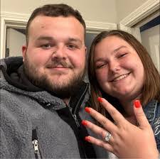 Edward Torrence's Instagram, Twitter & Facebook