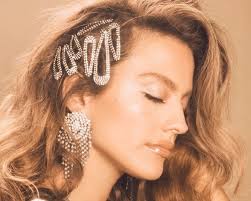 From cindy crawford to drew barrymore, all the popular stars sported the big hair. The 20 Best 80s Hairstyles To Try