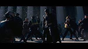Legenda renaşte' este a treia și ultima parte a seriei regizorului christopher nolan. Cavalerul Negru Legenda Renaste Senso Tv Arta