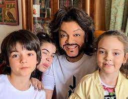 Бедрос киркоров, эстрадный оркестр п/у юрия силантьева — мечта 02:32. Bedros Kirkorov V Den Rozhdeniya Pozhelal Synu Ostavatsya Korolem Do Konca