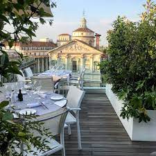Ristrutturato quadrilocale di testata con tripla esposizione e terrazze, libero a gennaio. Una Terrazza Strepitosa A Milano Tasteontop Megliounpostobello