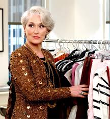 Nunca he sido adepto a los memes, ni usarlos o compartirlos, pero hice la excepción el día de hoy con estas geniales frases y memes para. Revista J El Diablo Viste A La Moda Llega A Broadway