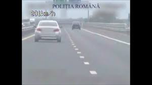 De exemplu, dacă limita maxima este de 90. Politistii I Au Suspendat Imediat Permisul Viteza Ametitoare Cu Care A Fost Surprins Un Motociclist Pe A1 Video Sport Ro