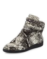 Maison margiela sneakers fit true to size, so we would advise that you use your usual size as a guideline when choosing. Maison Margiela Future Calf Hair High Top Sneaker Black White Black And White Shoes High Top Sneakers White High Top Sneakers
