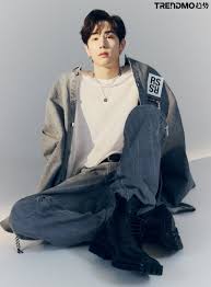 Here's a short guide to help you decipher what's meant by following and followers on twitter. With Mark Tuan On Twitter 210210 Trendmo February Issue Pictorial 1 4 Https T Co 3qqeyujzda Marktuan ë§ˆí¬ æ®µå®œæ© Marktuan Got7 Got7official Https T Co T99sdfyolr Twitter