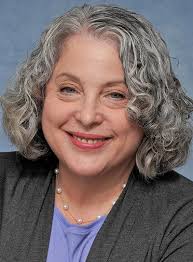 Carol Aronson's Instagram, Twitter & Facebook