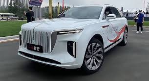 Путин, обама, султан брунея и другие. Hongqi S Electric E Hs9 Suv Is Ready For The Streets Of China Carscoops