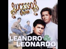 Quando e onde voc pode ouvir suas msicas esta aplicao facilita a busca de toda a msica e letras dos cantores. Chuva No Telhado Leandro Leonardo Youtube