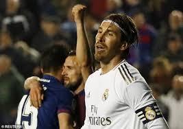Sergio ramos (born march 30, 1986) is a professional football player who competed for spain in world cup soccer. Sergio Ramos Knallt Schiedsrichter Hernandez Hernandez Als Arrogant Nachdem Real Madrid Verlust Fur Levante Aktuelle Boulevard Nachrichten Und Fotogalerien Zu Stars Sternchen