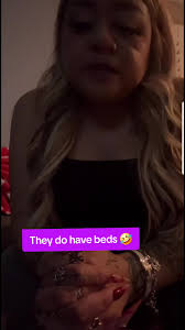 Sobre las camas y la mudanza de Ash Trevino