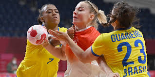 Elek gábor együttese rosszul kezdte a meccset, de sikerült felállni, és az első félidő hajrájáig tartani a lépést a franciákkal, akik végül háromgólos előnnyel mentek szünetre. Debrecen Hirei Debreceni Hirek Debrecen Es Hajdu Bihar Megye Hirei Dehir Hu