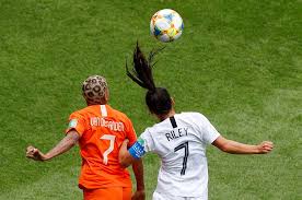 Nederlands voetbalelftal), representa os países baixos nas competições de futebol da uefa e fifa. Pantera Na Copa Atacante Holandesa Estreia Com Cabelo Customizado Copa Do Mundo Feminina Ge