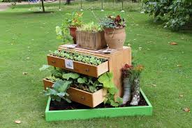 How to decorate garden with waste material lovely use household waste to decorate your garden slide. Go For Green How To Decorate A Garden With Waste Material Facebook