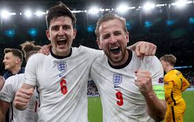 On saturday in the euro 2020 final, the italians defeated england in a penalty shootout to become the undisputed kings of the continent. Nlnwvjmzyq6w8m