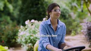 Jd sports has collected 1213 reviews with an average score of 2.12. John Deere E160 Lawn Tractor Youtube