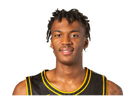 At a height of 5 ft 10 in (1.78 m) tall, he plays at the point guard position. Facundo Campazzo Stats News Bio Espn