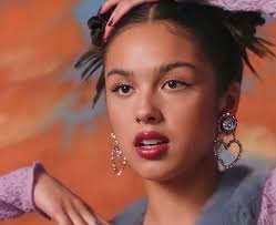 Madeline Cisneros (@madelineeileen_)