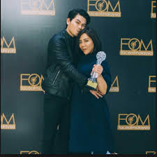 Kota bahru kampung, mimpi cinderella, jangan ambil padang kami, duri, maskara, bunga merah punya! Tahniah Izzue Islam Teruja Bakal Dapat Anak Kembar Cerita Hangit