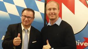 Mit freundlichen grüßen (unterschrift) kreditkarte kündigen: Ein Afd Mitglied Das Keines War Fichtelgebirge Nordbayerischer Kurier