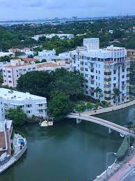 Sold 175 000 Art Deco Helen Mar Studio Loft Overlooking Pool Garden Canal Collins Ave 24 St Beach A Steal Jimsellsmi South Beach Beach Miami Beach