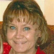 Elizabeth Chamblee's Instagram, Twitter & Facebook