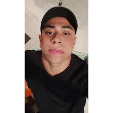 Por algo pasan las desgracias que puedes contar Te enseñan a vivir y  apreciar a los demás Te dicen: "Ves Sigues vivo y hasta este dolor se  olvidara"