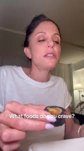 Amber Ort's Instagram, Twitter & Facebook