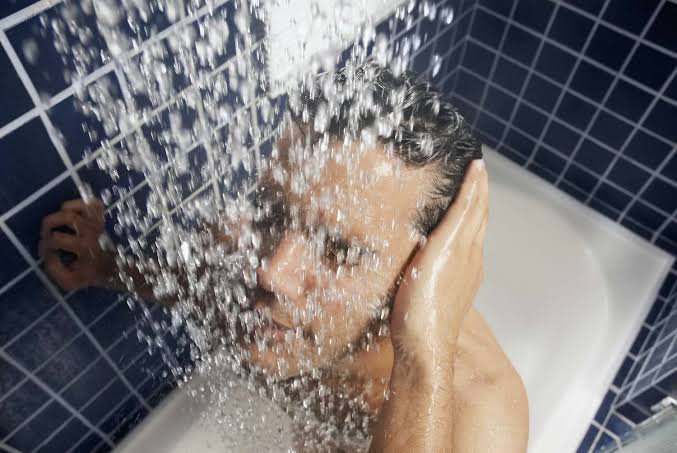 Celebrity Bathing Habits Spark a Great Shower Debate